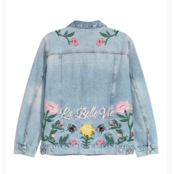 H&M Jackets & Blazers - H& M La Belle Vie Jean denim Jacket distressed embroidered flower bees size 8
